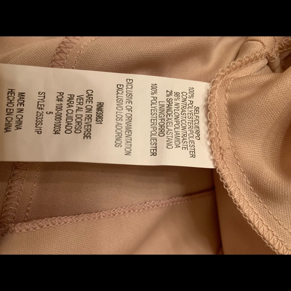 Dress - Picture 5 of 5